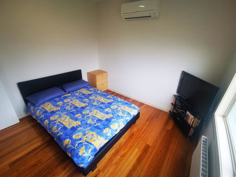 Private Luxury Bedroom - Holiday Jervis Bay 0