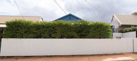 Prospectors Carriage House - Holiday Jervis Bay 1