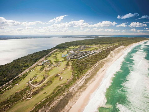 Pullman Magenta Shores Resort - Holiday Jervis Bay 0