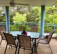 Quiet North Parra Apartment Rooms across from Park - Holiday Jervis Bay