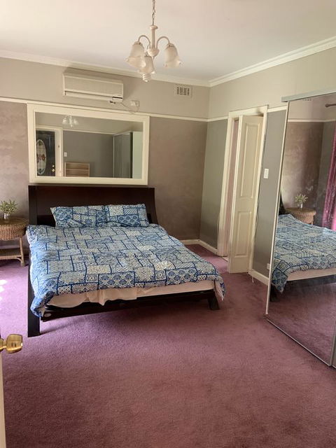 Rebecca Self Service Guest House Walk To La Trobe Uni - Holiday Jervis Bay 0