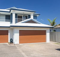 Relax at Pacific' 1/26 Pacific Avenue - private duplex with enclosed yard - Holiday Jervis Bay