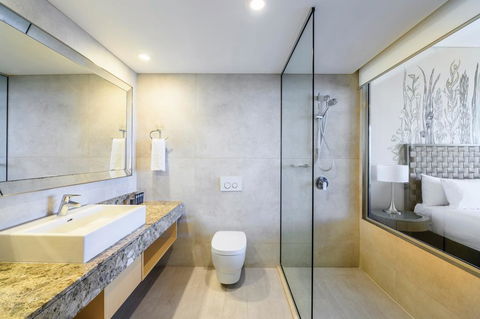 Rendezvous Hotel Perth Scarborough - Holiday Jervis Bay 1