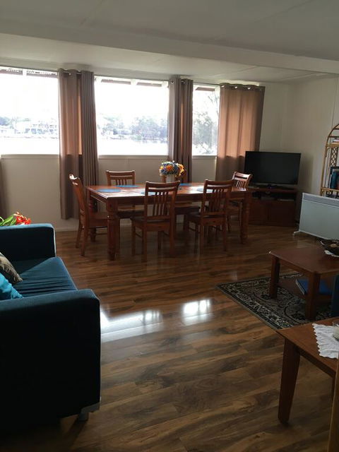 Riverfront Cottage In Booderee National Park At Christians Minde - Holiday Jervis Bay 2