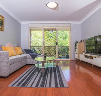 Rustic Hardwood 2 Bedroom Apartment in Randwick - Holiday Jervis Bay