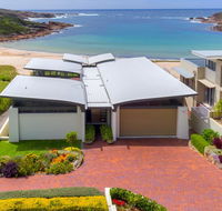 Sails on the Beachfront - Exclusive Seaside Home - Holiday Jervis Bay