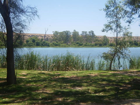 Salter Station. Blanchetown. South Australia - Holiday Jervis Bay 1