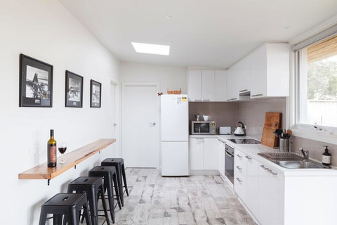 Sandy Point Hideaway - Holiday Jervis Bay 2