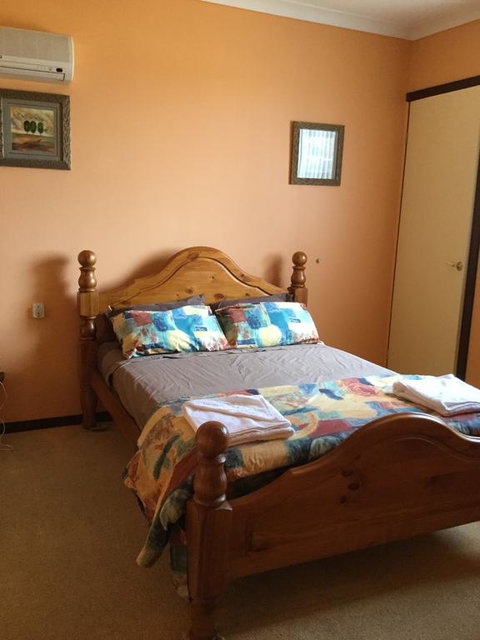 Shark Bay Views B & B - Holiday Jervis Bay 2