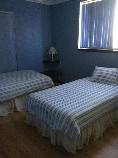 Shark Bay Views B & B - Holiday Jervis Bay 1