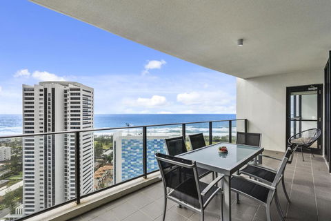 Sierra Grand Broadbeach - GCLR - Holiday Jervis Bay 3