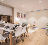 Simple  Cozy APT Haymarket CBD balcony views - Holiday Jervis Bay