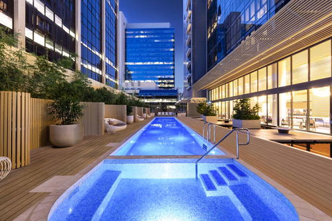 SKYE Hotel Suites Parramatta - Holiday Jervis Bay 2