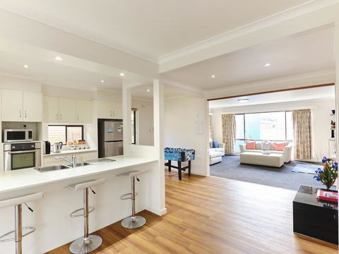 Skymirror Villa - Holiday Jervis Bay 3