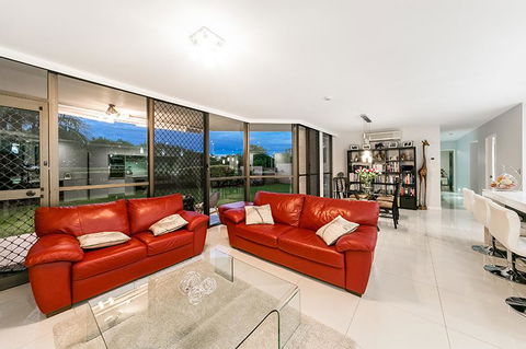 South Bank City Oasis - Holiday Jervis Bay 1