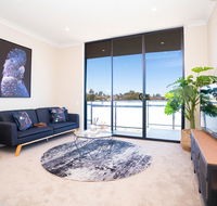 SP246-Brandnew modern Apt in Penrith with parking - Holiday Jervis Bay