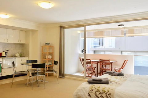 Spacious Studio By The Beach In Manly - Holiday Jervis Bay 0