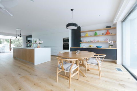 Spectacular Bilgola Beachhouse - Holiday Jervis Bay 3