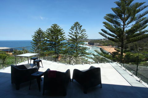 Spectacular Bilgola Beachhouse - Holiday Jervis Bay 0