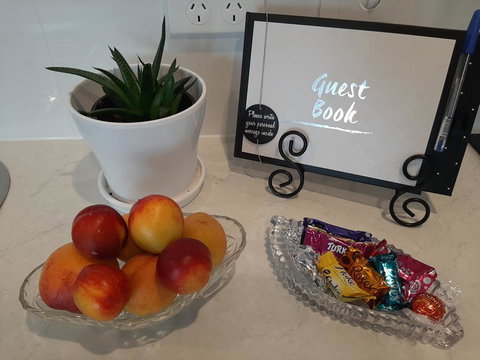 Spring Beach Garden Retreat - Holiday Jervis Bay 3