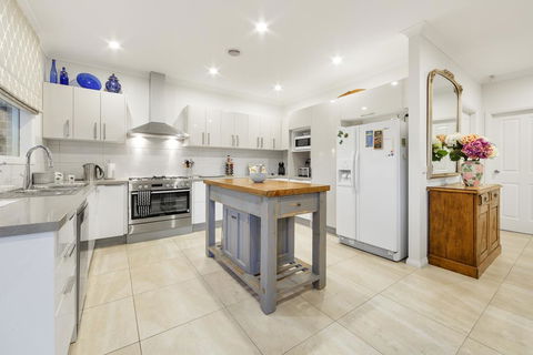 StayCentral - Rosanna Luxurious Mansion - Holiday Jervis Bay 1