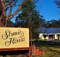 Straw House B and B - Holiday Jervis Bay