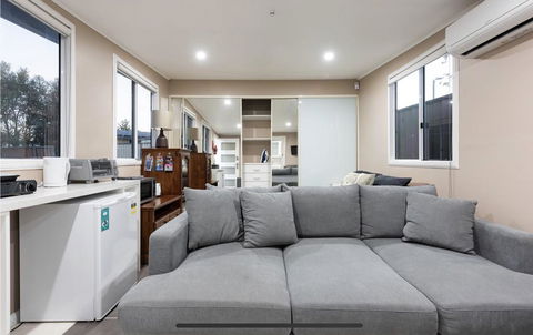 Studio Vues - Holiday Jervis Bay 1