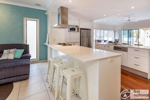 Stunning Waterfront Home With Pool - Sylvan Beach Esp, Bellara - Holiday Jervis Bay 3