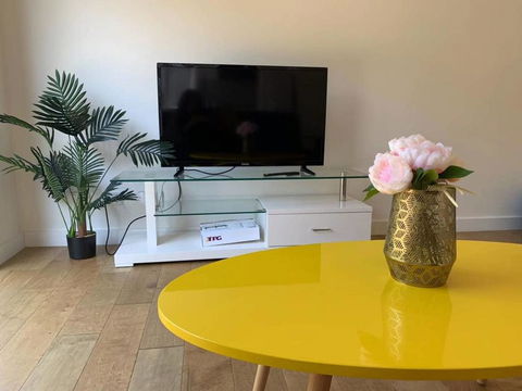 Stylish Bedroom In Bentleigh East - Holiday Jervis Bay 1