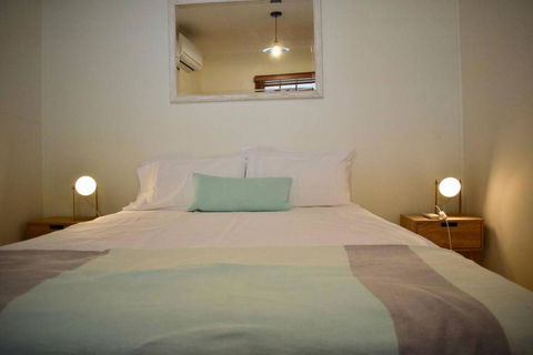 Stylish Cute Cottage In McMahons Point - Holiday Jervis Bay 2