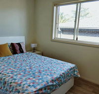 Stylish Private Bathroom-Luxurious modern big home - Holiday Jervis Bay