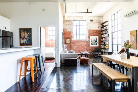 Stylish Warehouse Conversion In The Heart Of Fitzroy - Holiday Jervis Bay 1