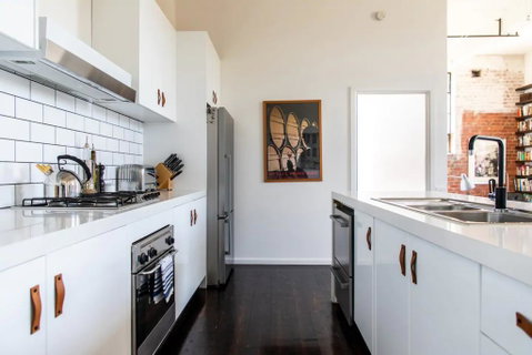 Stylish Warehouse Conversion In The Heart Of Fitzroy - Holiday Jervis Bay 2