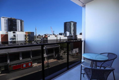 Stylist 2 Bedrooms Apartment With Pool/GYM/Parking - Holiday Jervis Bay 1