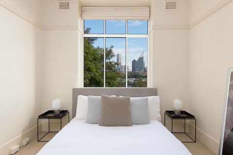 Sun-filled Apartment With Stunning Harbour Views H353 - Holiday Jervis Bay 3