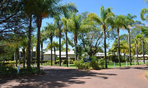 Swan Valley Oasis Resort - Holiday Jervis Bay 0