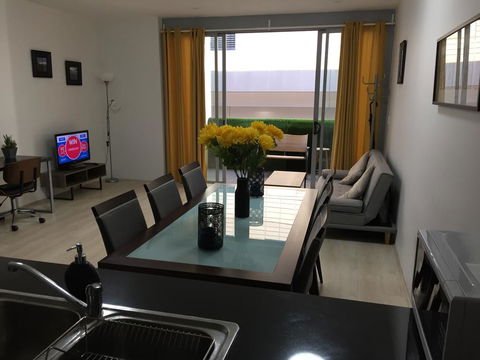 Sydney CBD Family Home - Holiday Jervis Bay 3
