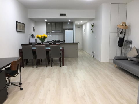 Sydney CBD Family Home - Holiday Jervis Bay 1