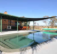 Talga Escape Rothbury with pool and views - Holiday Jervis Bay
