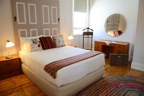 The Bank B&B West Wyalong - Holiday Jervis Bay 1