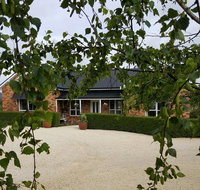 Hazelcreek Cottages - Holiday Jervis Bay