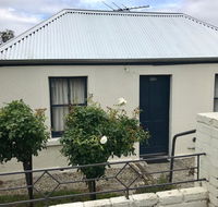 Omaroo House - panoramic water views - Holiday Jervis Bay