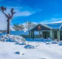 Cradle Mountain Hotel - Holiday Jervis Bay
