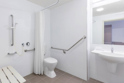 Travelodge Hotel Hobart Airport - Holiday Jervis Bay 5