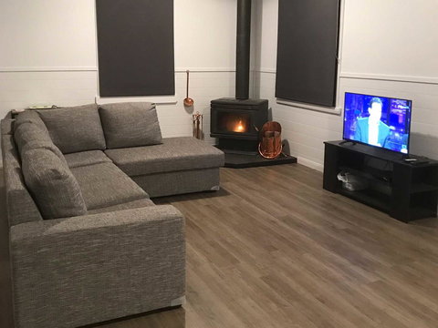 Derby Digs Cottage - Holiday Jervis Bay 3