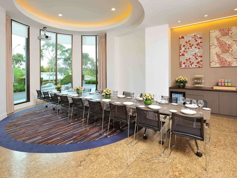 Novotel Melbourne Glen Waverley - Holiday Jervis Bay 24