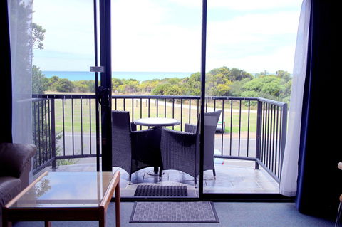 Apollo Bay Waterfront Motor Inn - Holiday Jervis Bay 27
