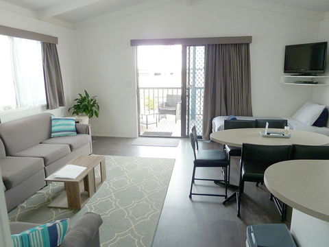 Apollo Bay Waterfront Motor Inn - Holiday Jervis Bay 14