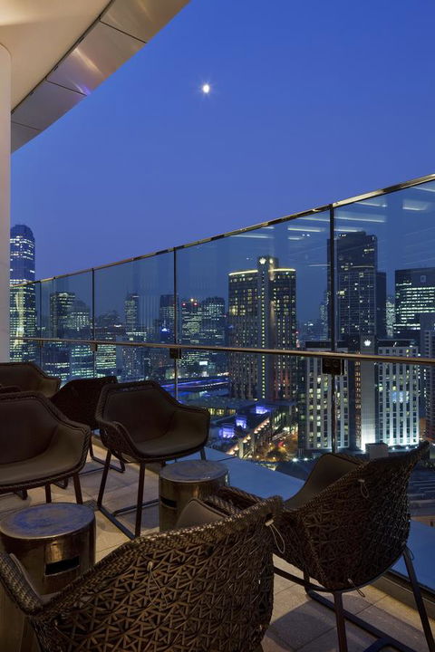 Crown Metropol Melbourne - Holiday Jervis Bay 10