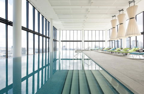 Crown Metropol Melbourne - Holiday Jervis Bay 16